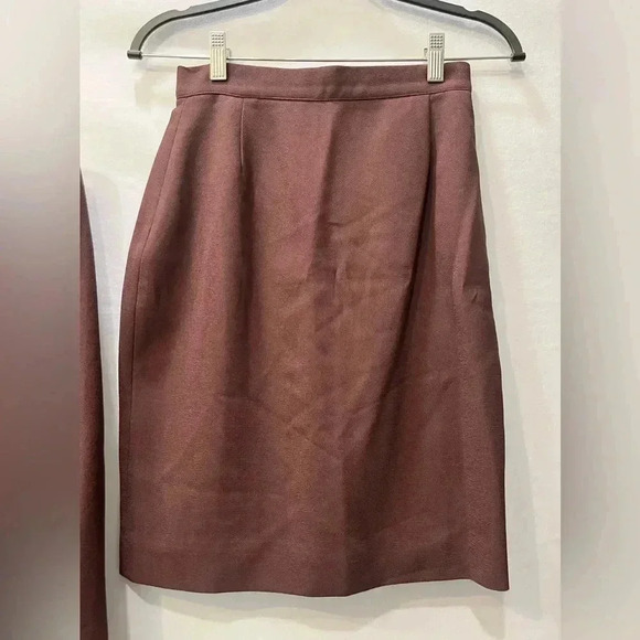 Expressions Brown Zip Front Skirt Suit Size 6 - Picture 5 of 12